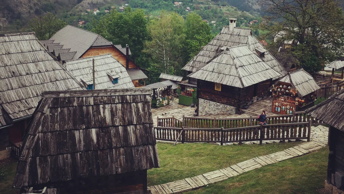 Drvengrad and Šargan Eight